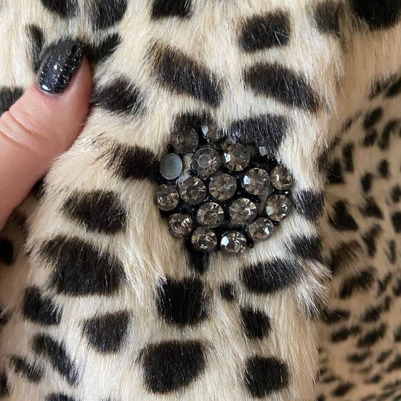 Leopard Print Snap Closure Faux Fur Jacket - Picture 5 of 10